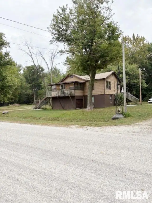 328 Island Ave Avenue, East Moline, IL 61244 - Image #2