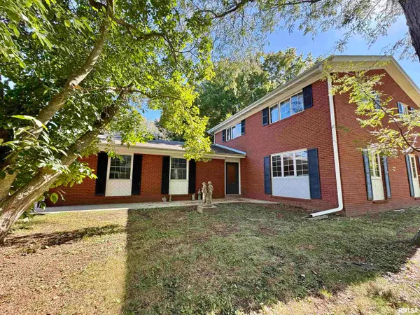 620 N 21st Street, East Moline, IL 61244