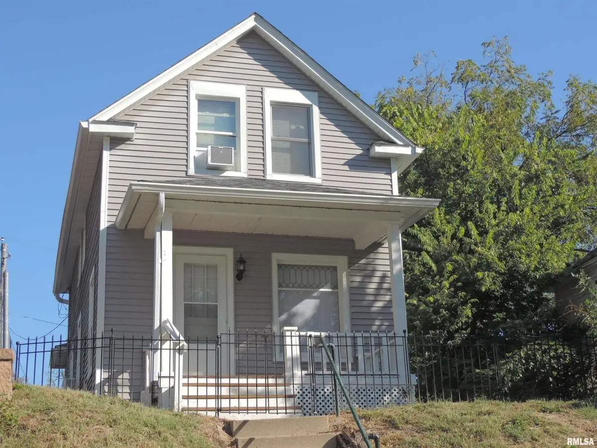 229 14th Avenue, Moline, IL 61265 - Image #1