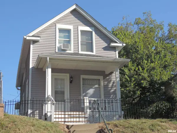 229 14th Avenue, Moline, IL 61265