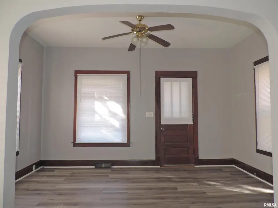 229 14th Avenue, Moline, IL 61265 - Image #2