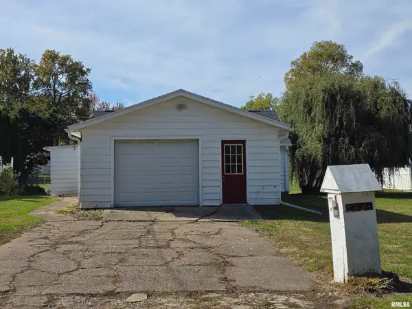 306 S 8th Avenue, Albany, IL 61230