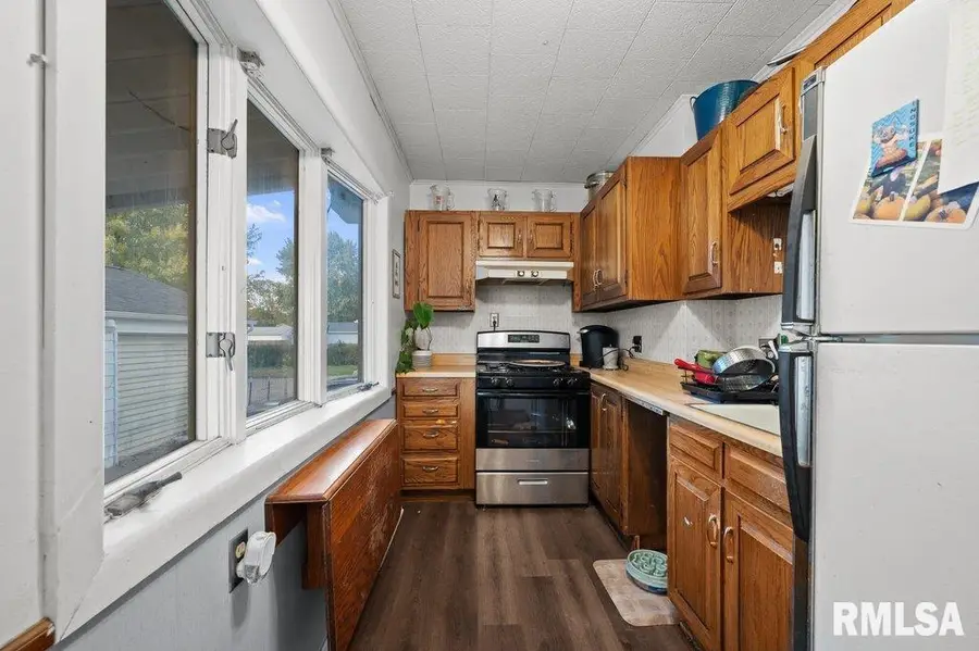 2400 32nd Street, Rock Island, IL 61201 - #3