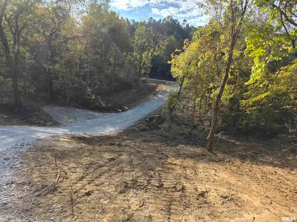 255 Yellow Springs Road, Elizabethtown, IL 62931