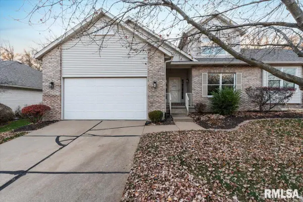 3000 E 32nd St Street #14, Davenport, IA 52807