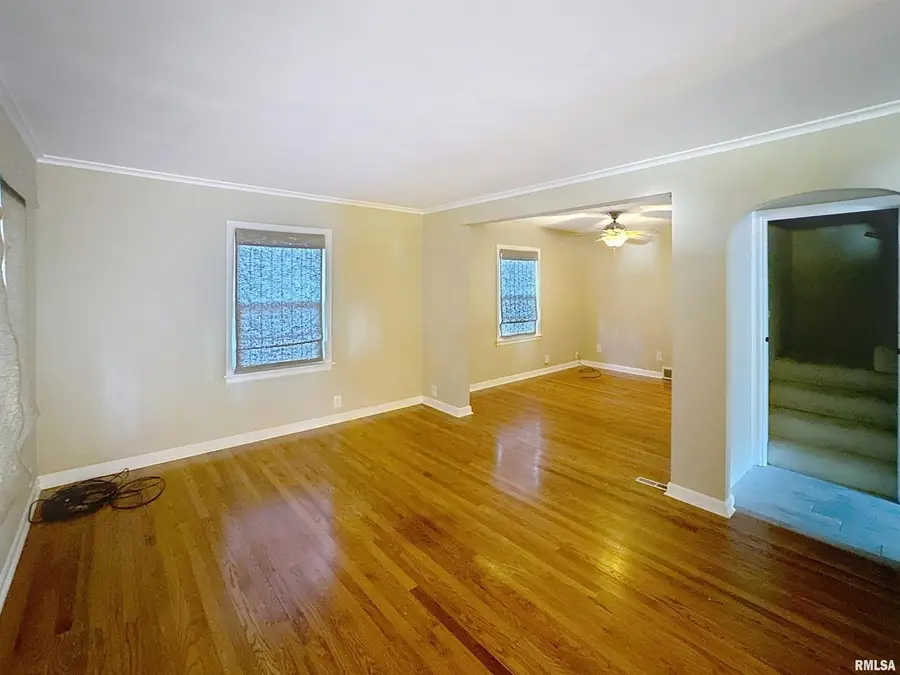 2130 10th Street, East Moline, IL 61244 - Image #3