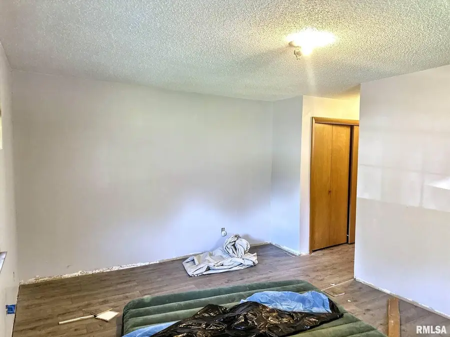 900 E 4th Street, West Frankfort, IL 62896 - Image #3