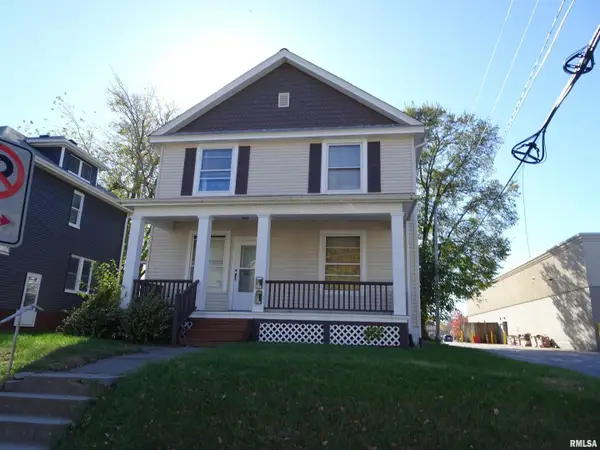 1637 W Pleasant St Street, Davenport, IA 52804