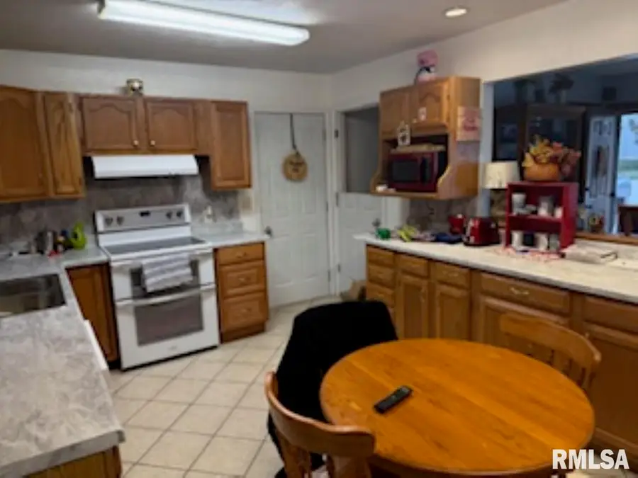 424 Noel Ct, Quincy, IL 62305 - Image #3