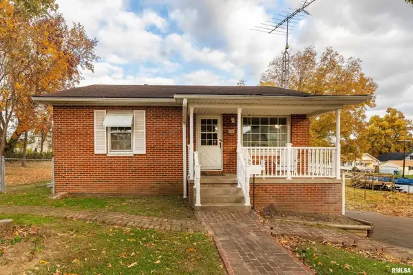 2010 1st Street, Eldorado, IL 62930