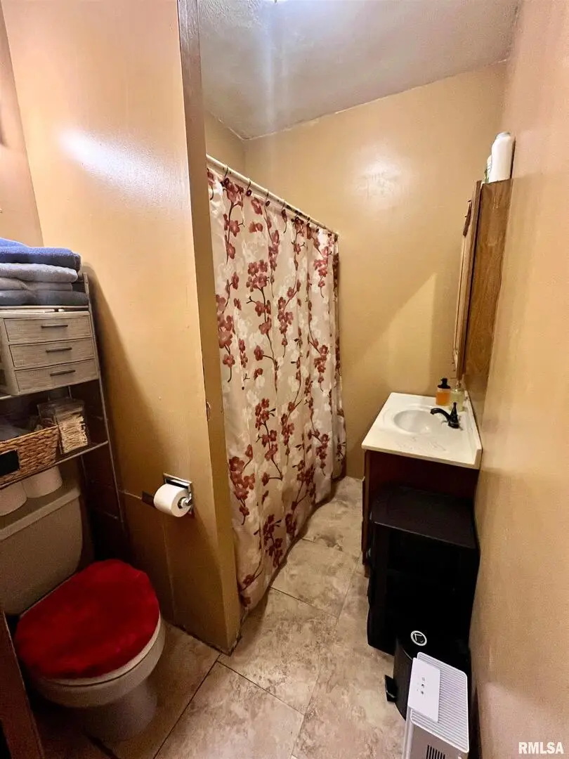 110 Van Horn Street, Muscatine, IA 52761 - Image #3