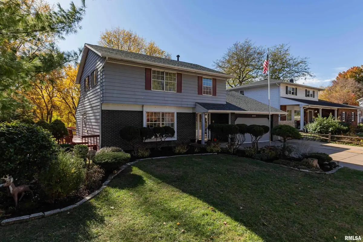 2805 Carriage Hill Drive, Davenport, IA 52807 - Image #1