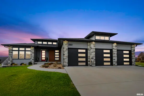 6152 Belle Ct Court, Davenport, IA 52807