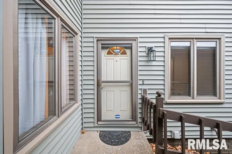 1120 Terrace Park Dr Drive, Bettendorf, IA 52722 - Image #3