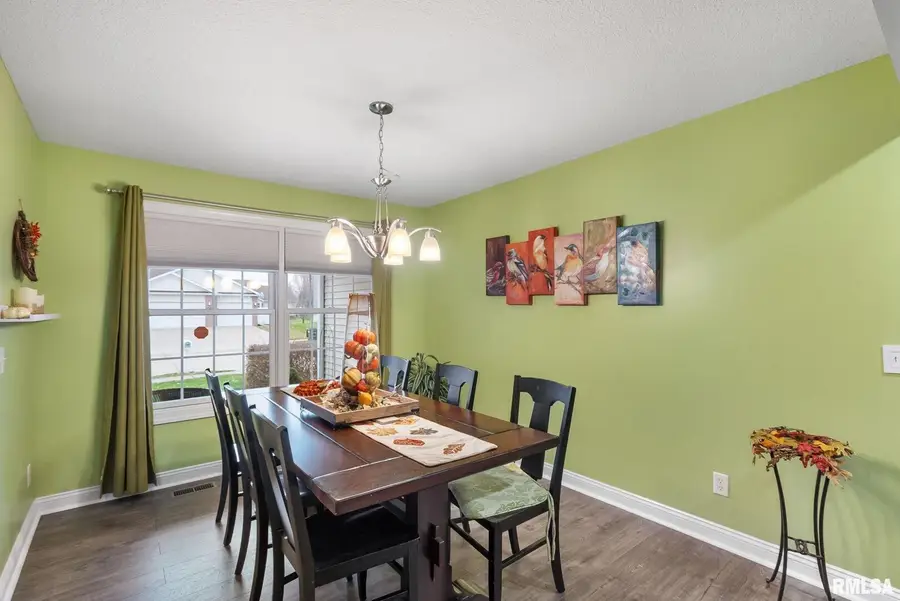 2723 E 58th St Street, Davenport, IA 52807 - Image #3