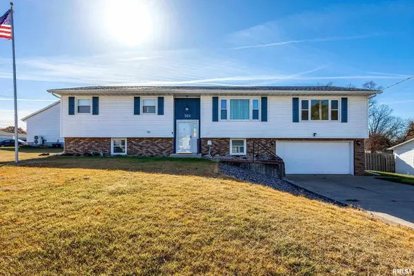 304 4th Avenue, Colona, IL 61241