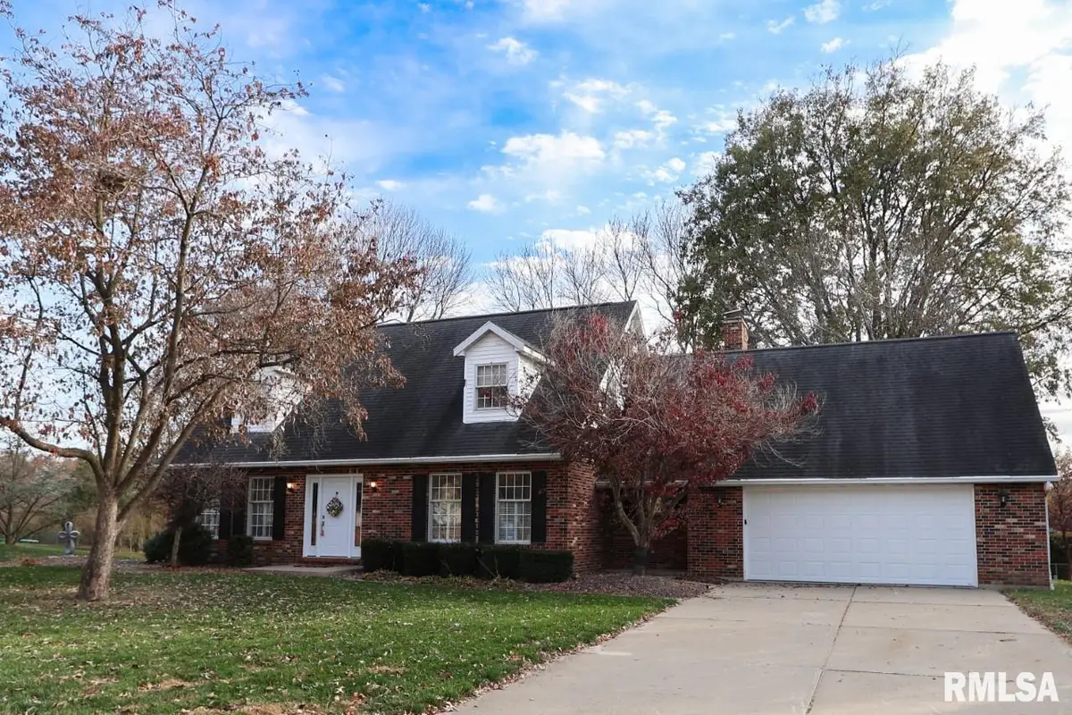 2123 S 30th Street, Quincy, IL 62301 - Image #1