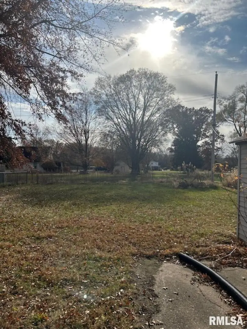 17122 10th Avenue N, East Moline, IL 61244 - Image #3