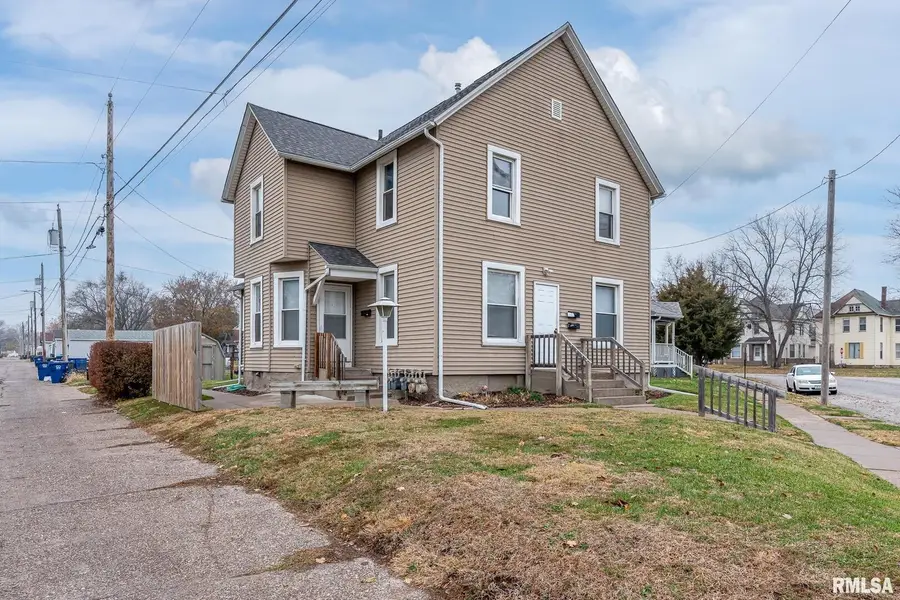 120 N Pine Street, Davenport, IA 52802 - Image #2