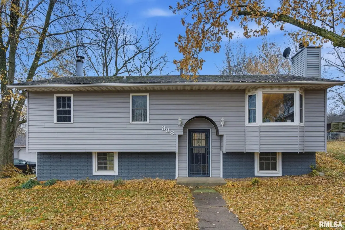 338 Benton Street, Le Claire, IA 52753 - Image #1