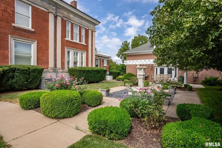 1446 Clay Street, Davenport, IA 52804 - Image #2