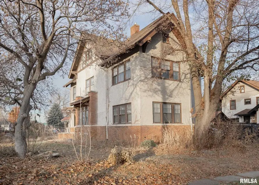 2501 Brady Street, Davenport, IA 52803 - #2