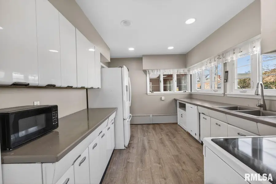 204 N Main Street, Wheatland, IA 52777 - Image #3