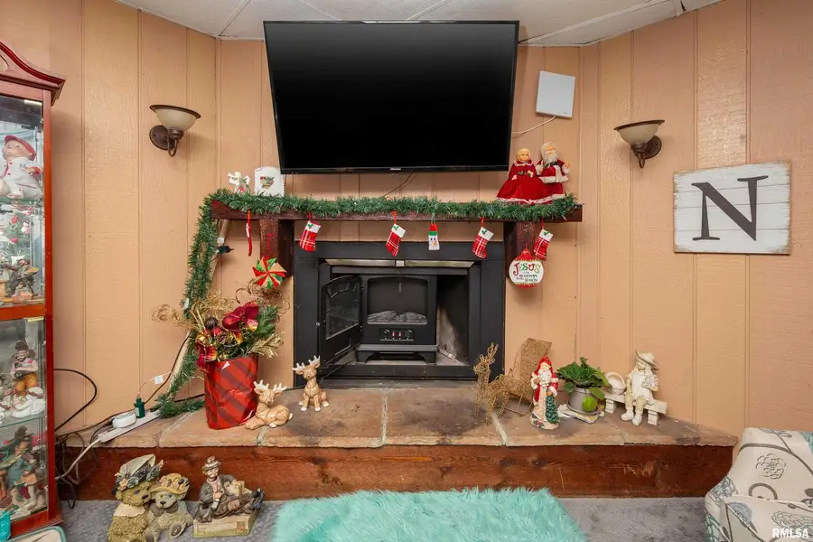 3228 Sunnyside Avenue, Davenport, IA 52802 - Image #2