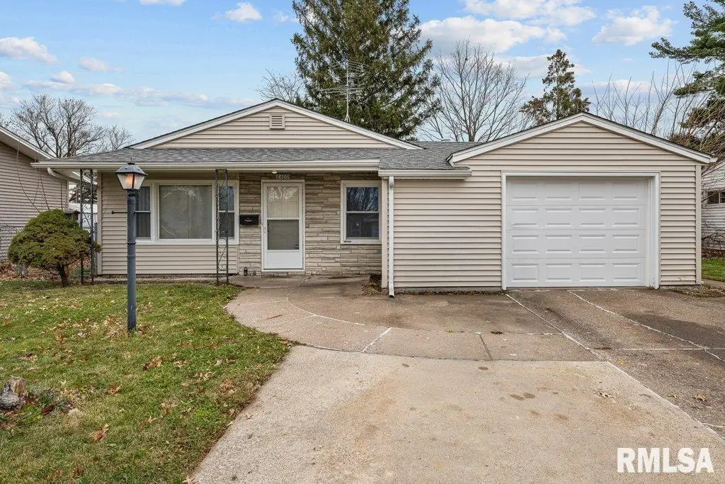 2409 N Michigan Avenue, Davenport, IA 52804 - Image #1