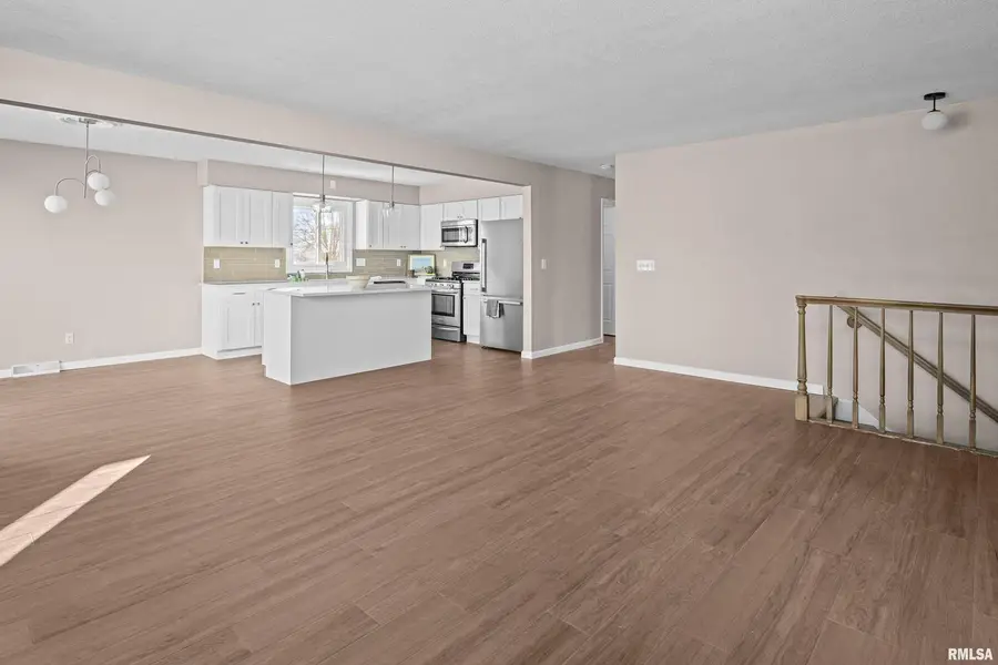 5302 16th Avenue, Moline, IL 61265 - Image #2