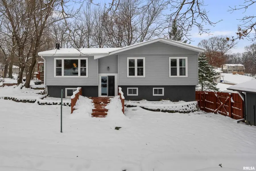 8325 55th Street, Coal Valley, IL 61240 - Image #2