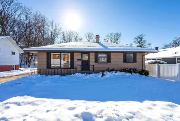 809 Cimarron Drive, Davenport, IA 52804