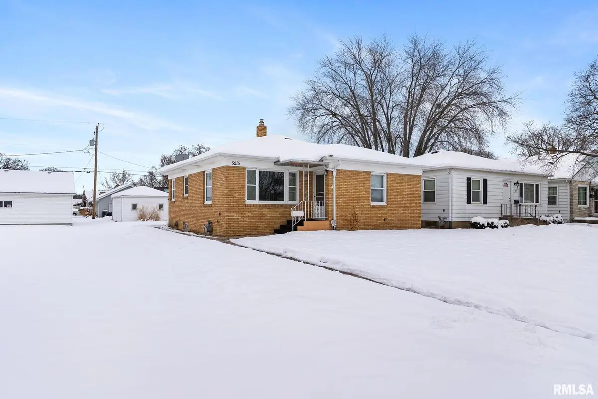 5215 11th Avenue, Moline, IL 61265 - Image #1