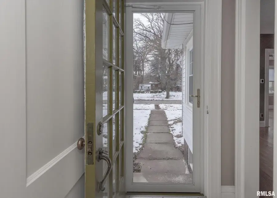 2416 12th Street, Moline, IL 61265 - Image #3