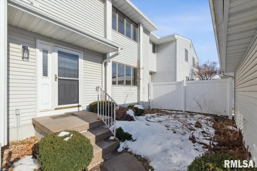 3750 Eastwood Court, Bettendorf, IA 52722 - Image #3