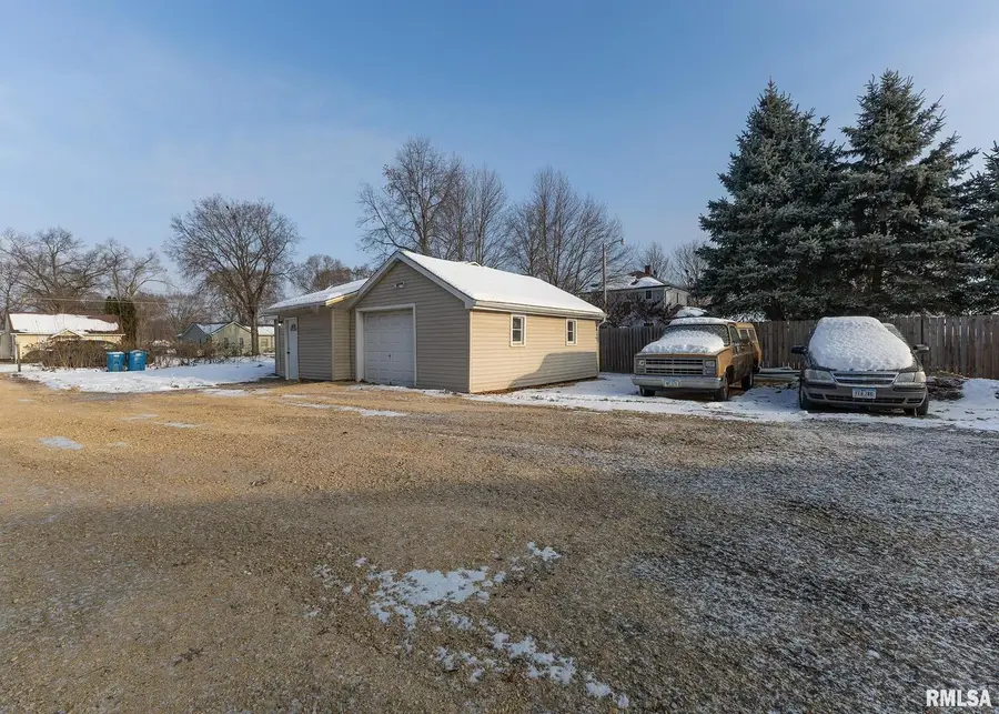 513 3rd Street, Camanche, IA 52730 - Image #3