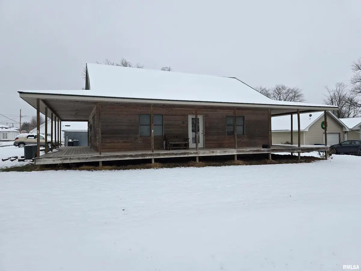 111 E Chestnut, Mount Sterling, IL 62353 - Image #1