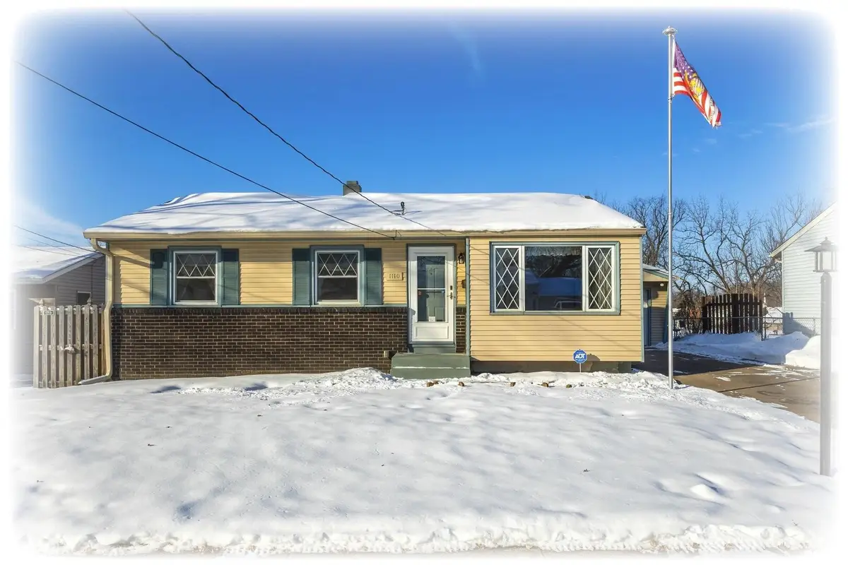 1110 Hillandale Road, Davenport, IA 52804 - Image #1