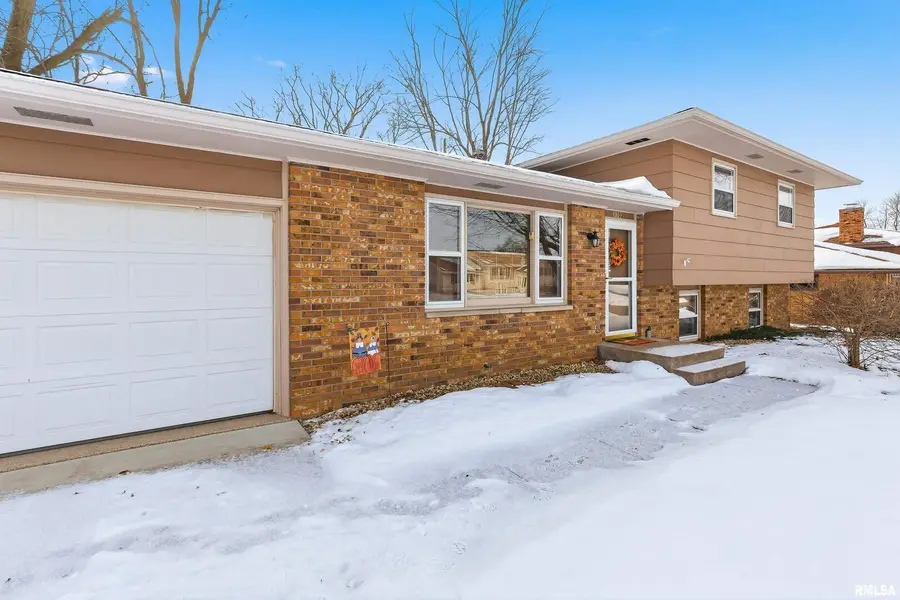 1103 15th Street, Dewitt, IA 52742 - Image #3