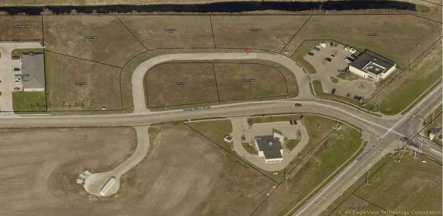 2460 Lillian Way, Clinton, IA 52732 - #2