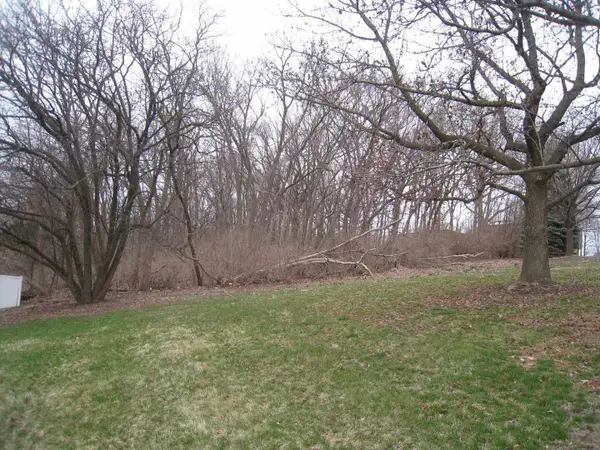 3705 35th Street, Moline, IL 61265