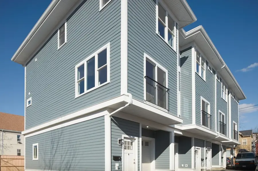 86 Blossom St #1, Chelsea, MA 02150 - #2