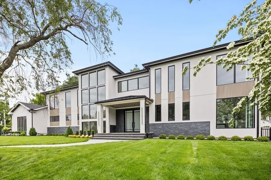 53 Countryside Rd, Newton, MA 02459 - Image #2