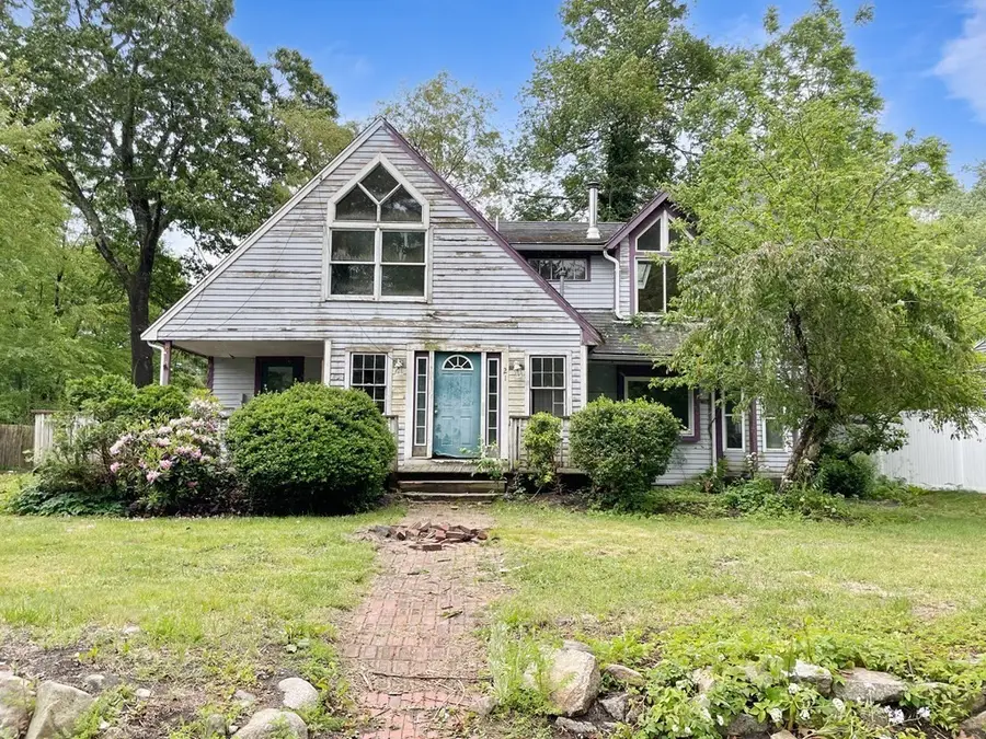 21 Beechwood Ave, Pembroke, MA 02359 - Image #2