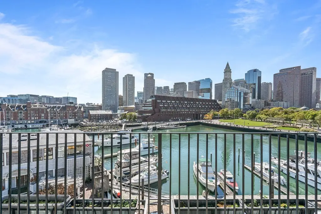 59 Commercial Wharf #7, Boston, MA 02110 - Image #1