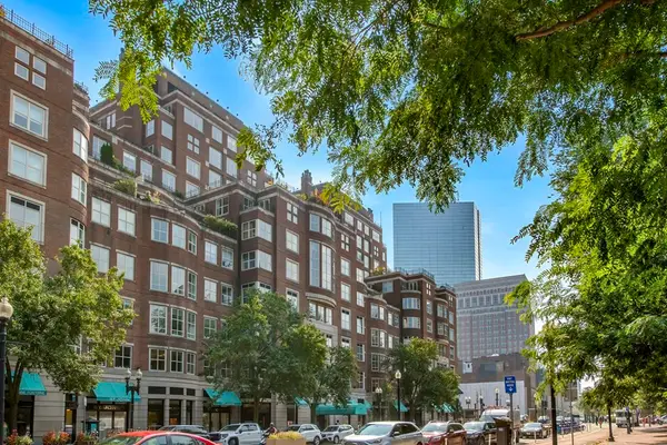 300 Boylston Street #907, Boston, MA 02116