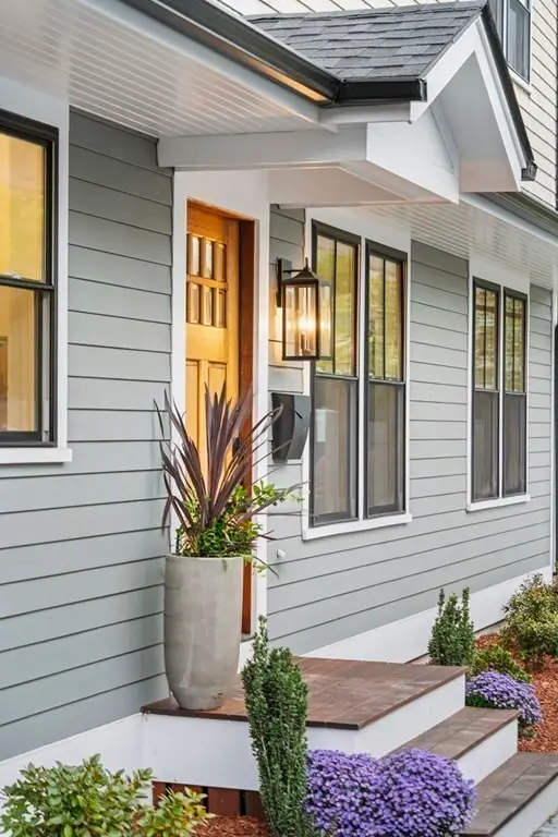 10 Pillion Ct #2, Newton, MA 02460 - Image #2