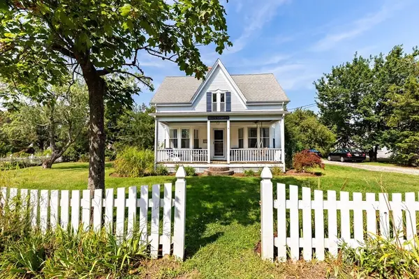 712 Willow St, Yarmouth, MA 02664