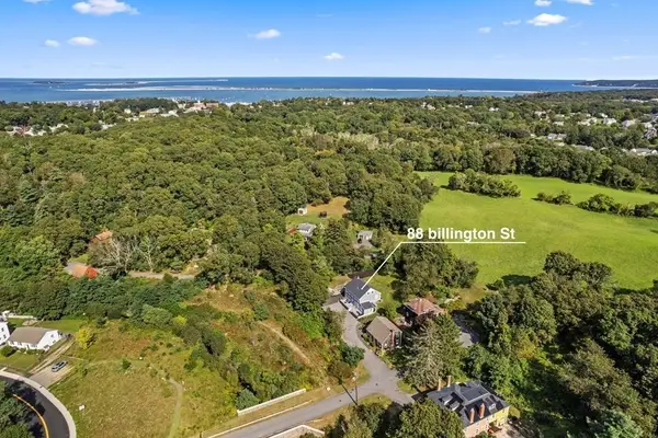 88R Billington St #B, Plymouth, MA 02360