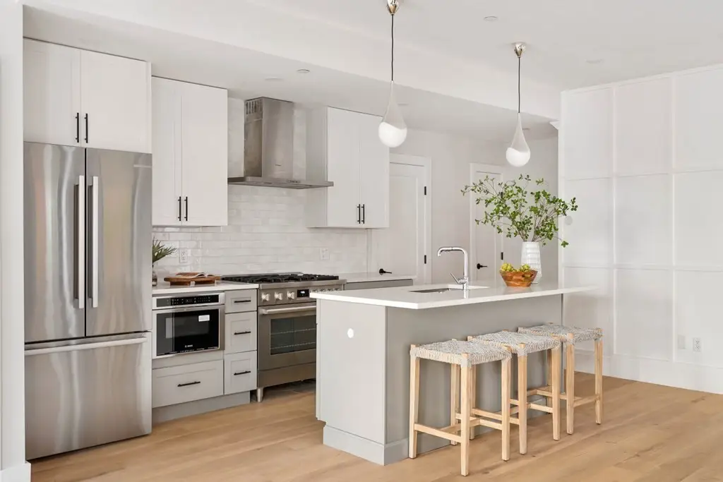 8 Poplar Road #A, Cambridge, MA 02138 - Image #1